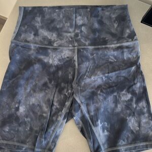 Lululemon size 8 shorts